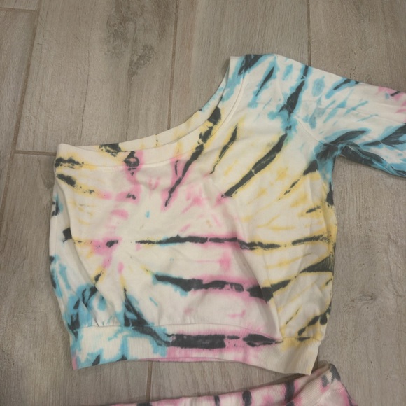 NWT Vintage Havana Tie-Dye One Shoulder Sweatshirt & Jogger Sweatpants - Picture 7 of 11